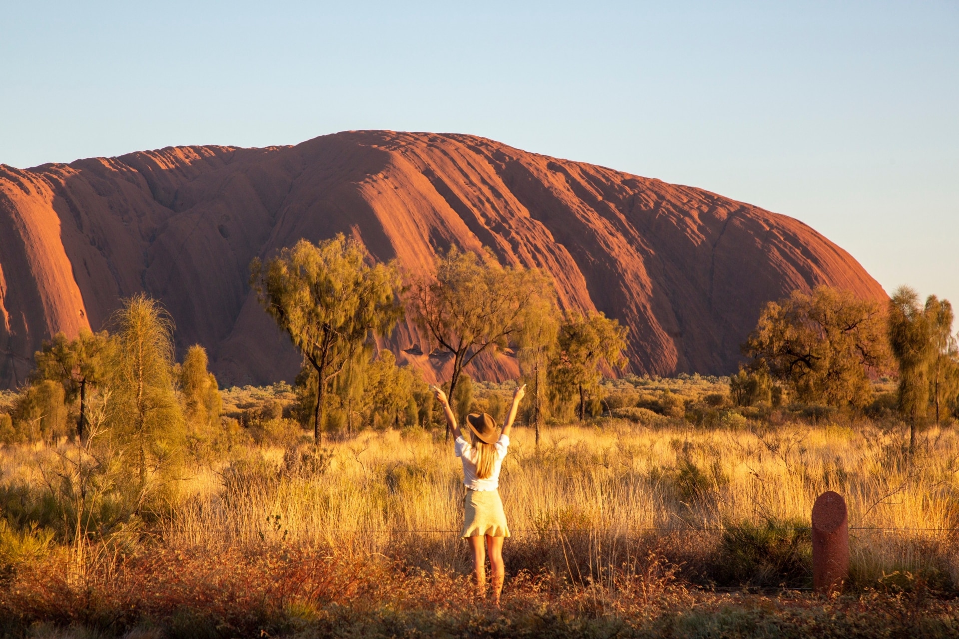 Matahari Terbit, Uluru, Northern Territory © Tourism Australia