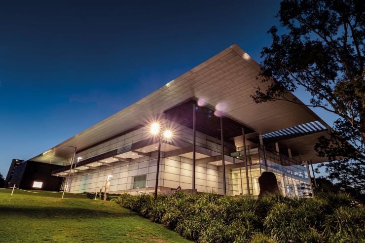 昆士蘭州布里斯本現代藝術博物館的建築©昆士蘭旅遊及活動推廣局