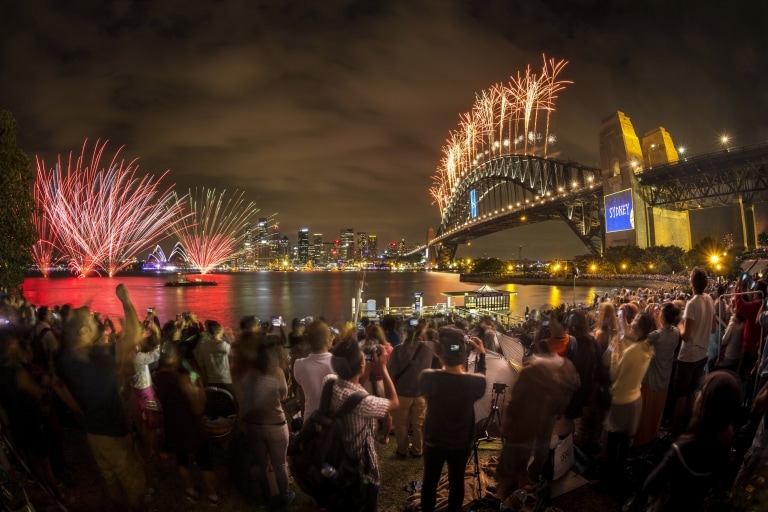 Malam Tahun Baru di Sydney, Sydney Harbour, New South Wales © Destination NSW