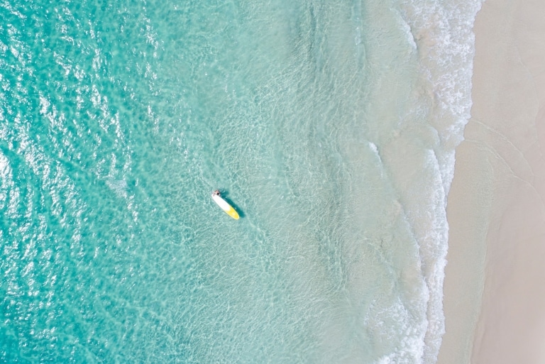 西澳州費裡曼圖（Fremantle）附近的萊頓海灘（Leighton Beach）©西澳州旅遊局