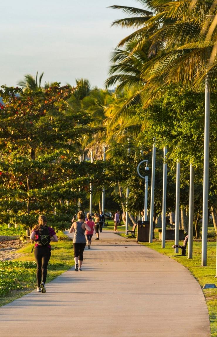 Esplanade, Cairns, QLD © Andrew Watson, Tourism & Events Queensland