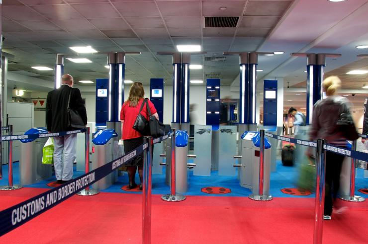 Passagers utilisant le SmartGate © Australian Border Force