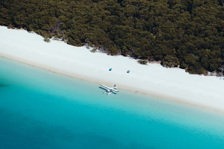 Whitehaven Beach, Îles Whitsunday, QLD © Jason Hill, Tourism & Events Queensland
