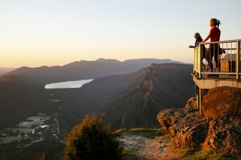 홀스 갭 위의 보로카 전망대, 그램피언스 국립공원, 빅토리아 © 빅토리아주 관광청