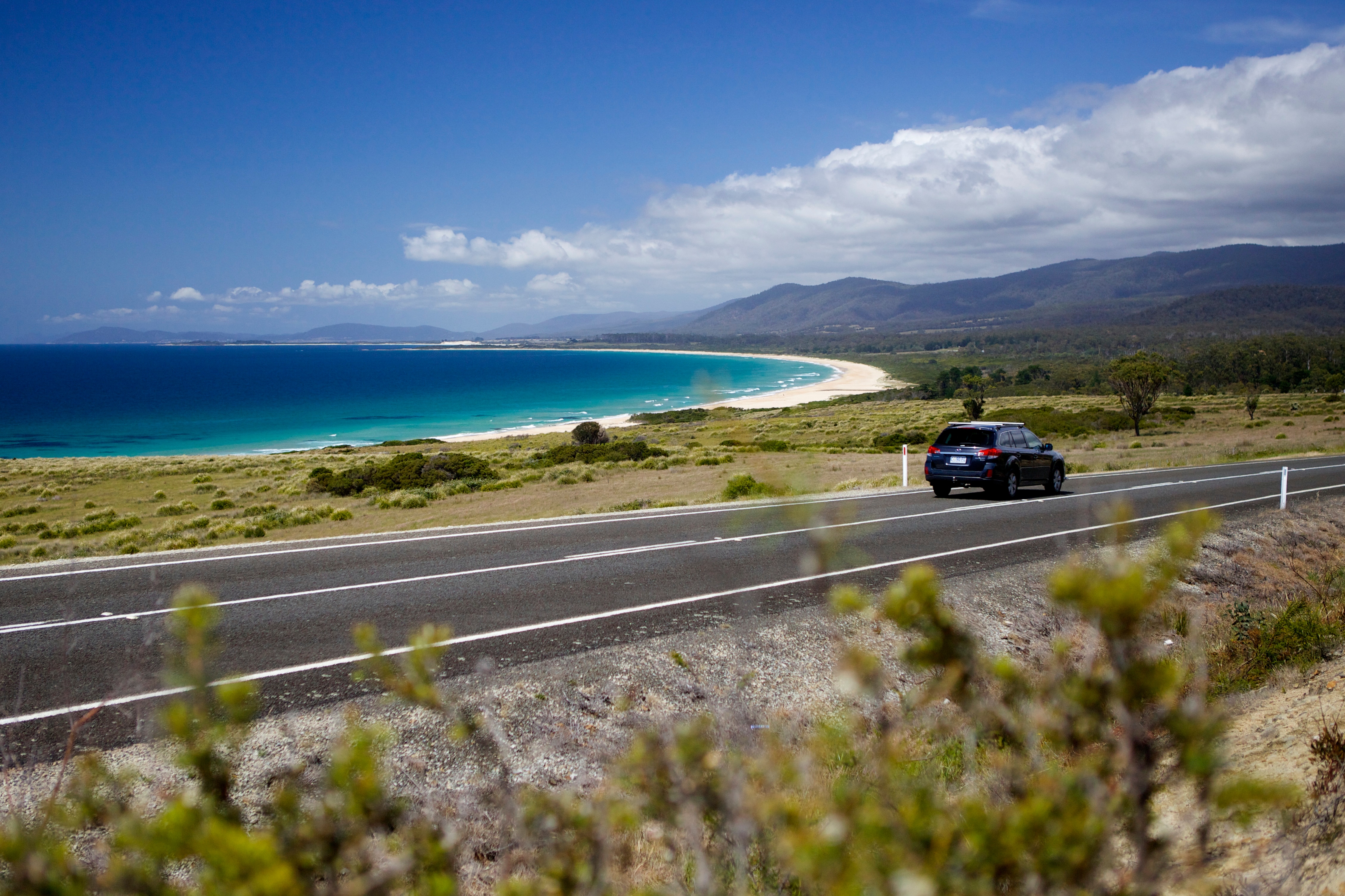 First Timers Guide To Driving In Australia Lagoons Beach Tas 