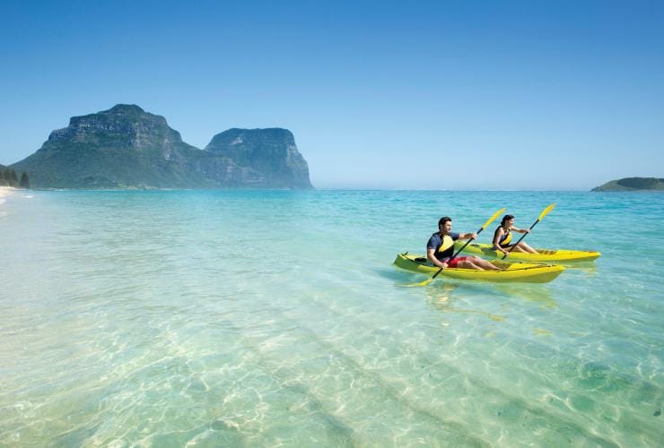 Kayak, Lord Howe Island, New South Wales © Destination NSW